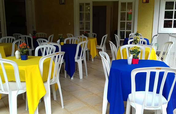 Aluguel de Mesas, Cadeiras e toalhas Para Festas em Barueri SP